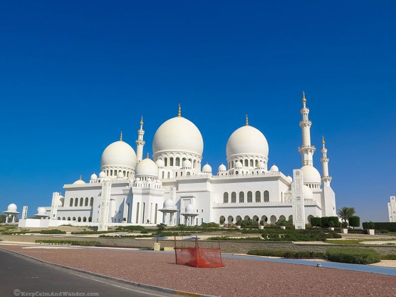 Abu Dhabi Day Excursion, An Article Written By Sohail Khan, Tour Guide 